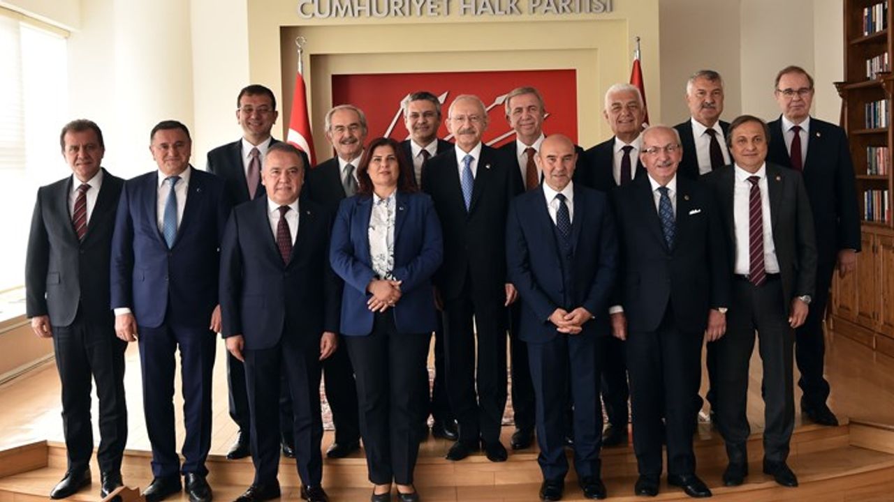 CHP'li belediye başkanları Van’da