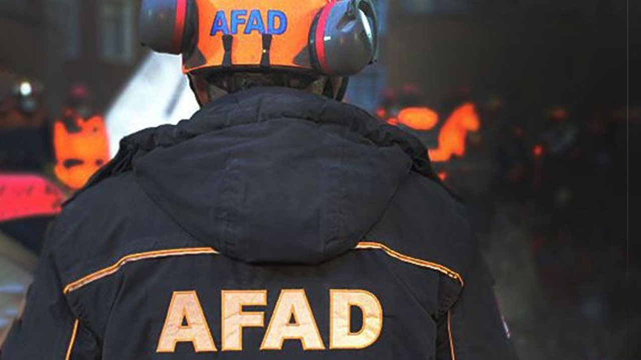 AFAD görevlisi depremzede kadını azarladı