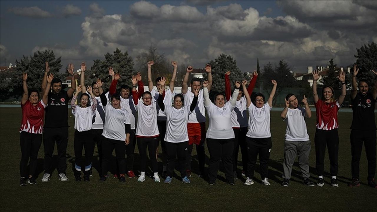 Down sendromlu milli atletler, Antalya'daki Trisome Oyunları'nda zirveyi istiyor!