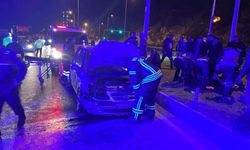Aydın'da hafif ticari araç ile otomobilin çarpışması sonucu 5 kişi yaralandı