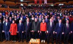 BURSA - Bakan Kasapoğlu, Bursa'daki Gençlik ve Spor Yatırımları Protokol Töreni'nde konuştu