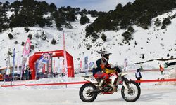 Davraz Kayak Merkezi'nde 4. Türkiye Motosnow Yarışları yapıldı