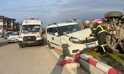 DÜZCE - Trafik kazasında 3'ü çocuk 5 kişi yaralandı