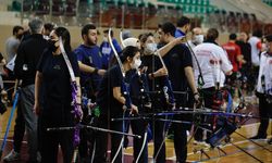 ESKİŞEHİR - Türkiye Üniversiteler Arası Salon Okçuluk Şampiyonası başladı