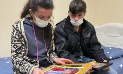 İZMİR - Çocuklarını Kovid-19 nedeniyle kaybeden aile aşı çağrısı yaptı