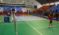 KÜTAHYA - İşitme Engelliler Türkiye Badminton Şampiyonası başladı
