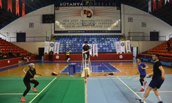 KÜTAHYA - İşitme Engelliler Türkiye Badminton Şampiyonası yapıldı
