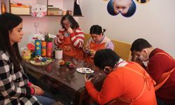 MALATYA - Down sendromlular Gülen Yüzler Kafe'de iş hayatına adım attı