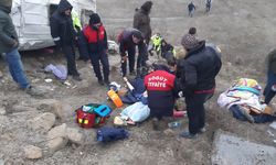 BİLECİK - İşçi servisinin devrildiği kazada 6 kişi yaralandı