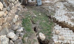 Çankırı'da toprak kayması sonucu bir ev zarar gördü, 6 ev tahliye edildi