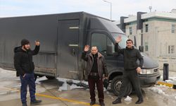 EDİRNE - Ukrayna'daki savaş nedeniyle ülkelerine dönen Azerbaycanlılar Türkiye'ye destekleri için minnettar