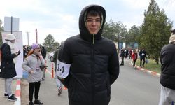 Edirne'de üniversiteliler soğuk havaya aldırış etmeden "Sen de Koşabilirsin" etkinliğine katıldı