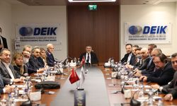 İSTANBUL - Hazine ve Maliye Bakanı Nebati, DEİK Yönetim Kurulu toplantısına katıldı