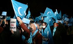 İstanbul'da Doğu Türkistanlı kadınlar için "Mavi Yürüyüş" eylemi