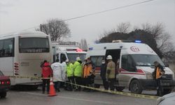 İZMİR - Minibüsün çarptığı yaya hayatını kaybetti