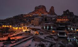 Karla kaplanan Kapadokya, kartpostallık görüntüler oluşturdu!