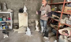 Kerküklü heykeltıraş Hasasu Çayı'ndan elde ettiği taşları sanat eserine dönüştürüyor