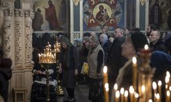 KIEV - Ukraynalılar barış için dua etti