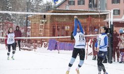 Kış sporları Ünilig Türkiye Şampiyonası Erzurum'da başladı