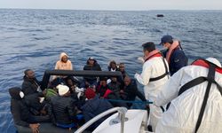 Marmaris açıklarında 71 düzensiz göçmen kurtarıldı
