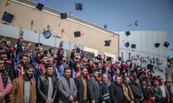 Midmar Organizasyonu, İdlib'de 104 hemşirelik öğrencisini mezun etti
