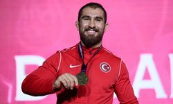 Milli güreşçi Feyzullah Aktürk Avrupa şampiyonu oldu