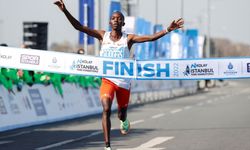 N Kolay 17. İstanbul Yarı Maratonu ödül töreni yapıldı
