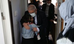 Onikişubat Belediye Başkanı Mahçiçek'ten down sendromlu çocuğa doğum günü sürprizi