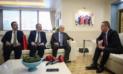 Saadet Partisi Genel Başkanı Karamollaoğlu, Antalya'da ziyaretlerde bulundu