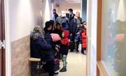 Savaştan kaçan yüzlerce Ukraynalı Belçika'da "geçici koruma" için sıra bekliyor