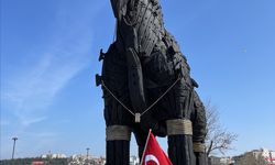 Şehitler için İstanbul'dan 508 bin adımla Çanakkale'ye ulaştı