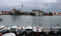 Tekirdağ'da balıkçılar poyraz nedeniyle denize açılamıyor