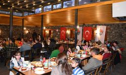 Ardahan'da "Dünya Yetimler Günü" dolayısıyla iftar verildi