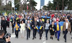 Arnavutluk'tan Ukrayna'ya destek