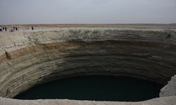 AŞKABAT - Türkmenistan'da 50 yıldır yanan Derveze gaz krateri kapatılacak