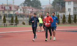 Atletizm Milli Takım Bolu'da güç depoluyor