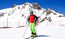 Avusturyalı eski şampiyon sporcu Marc Girardelli, Erciyes'te kayak yaptı