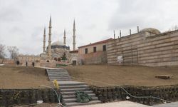 Edirne Kent Konseyi'nden tarihi hamam ve hanın Selimiye Meydan Projesi'ne alınması talebi