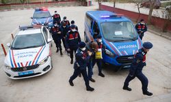 TİKA'nın hediye ettiği mobil ofis araçları Özbeklerin uzağını yakın kılıyor
