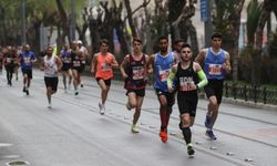 GÜNCELLEME - 3. Uluslararası İzmir Maratonu koşuldu