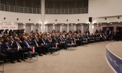 Hazine ve Maliye Bakanı Nureddin Nebati, Bursa'da iş dünyasıyla buluştu: (1)