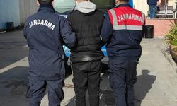 İzmir'de terör örgütlerine yönelik operasyonlarda 5 kişi yakalandı