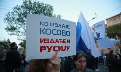 Rusya'nın, BM İnsan Hakları Konseyinden çıkarılması Belgrad'da protesto edildi