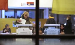 Sırbistan'da seçim sandıkları kapandı
