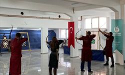 Sırbistan'ın Yeni Pazar kentinde Türk okçuluk kursu başlatıldı