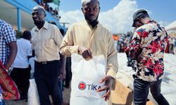 TİKA, Uganda'da 1000 aileye ramazan kumanyası dağıttı
