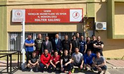 Türkiye Halter Federasyonu Başkanı Ünlü'den İzmir'de milli takım kampına ziyaret