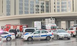 Sağlık Bakanlığı önünde ambulanslı eylem: Bakan gelmezse patlatırım