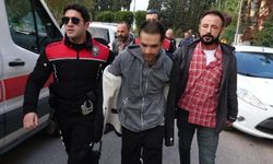 Antalya'da evlat dehşeti: Annesini boğazından bıçaklayarak öldürdü
