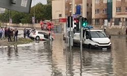 İstanbul'u sel bastı